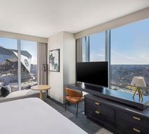Signia by Hilton World Congress Center Room