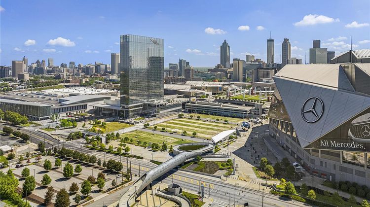 Signia by Hilton World Congress Center Exterior