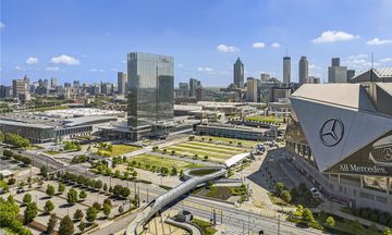 Signia by Hilton World Congress Center