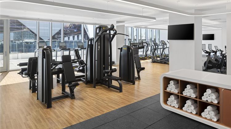 Signia by Hilton World Congress Center Health