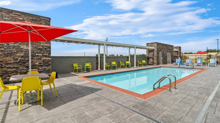 Home2 Suites by Hilton Marion Pool