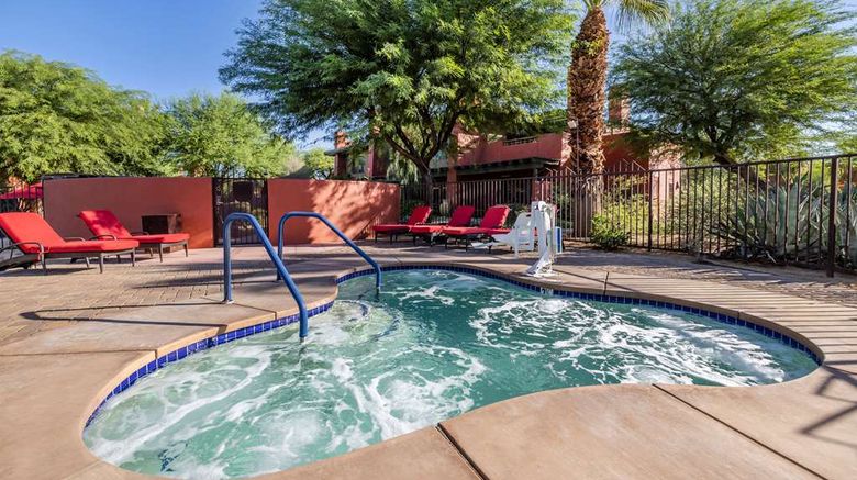 <b>Hilton Grand Vacations Club Palm Desert Recreation</b>. Images powered by <a href="https://iceportal.shijigroup.com/" title="IcePortal" target="_blank">IcePortal</a>.