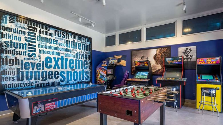 <b>Hilton Grand Vacations Club Palm Desert Recreation</b>. Images powered by <a href="https://iceportal.shijigroup.com/" title="IcePortal" target="_blank">IcePortal</a>.