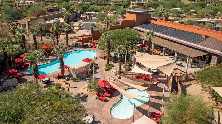 Hilton Grand Vacations Club Palm Desert Pool