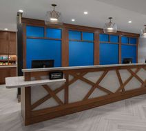Homewood Sts by Hilton Uptown First Ward Lobby