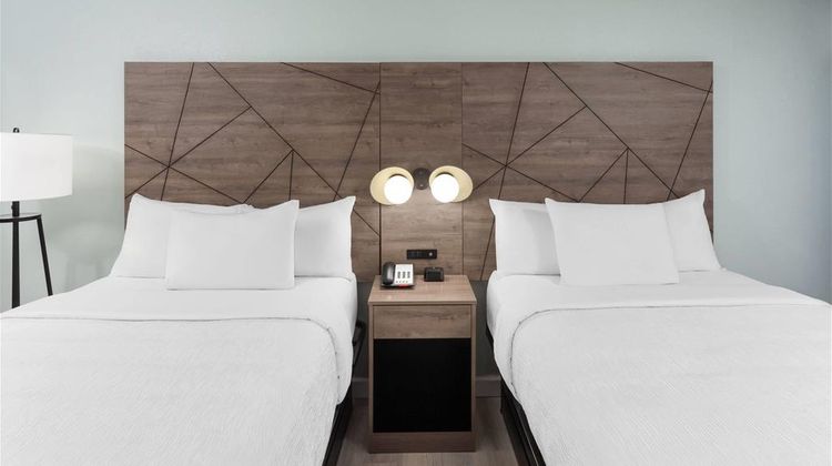 Wingate by Wyndham Sheboygan Room