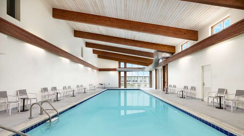 <b>Hilton Garden Inn Ocean City Oceanfront Pool</b>. Images powered by <a href="https://iceportal.shijigroup.com/" title="IcePortal" target="_blank">IcePortal</a>.