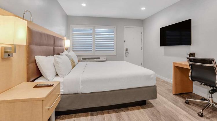 Sather Berkeley, SureStay Collection Room