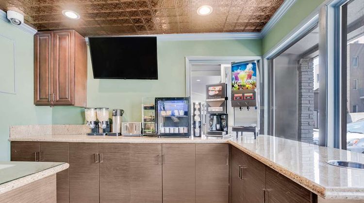 Sather Berkeley, SureStay Collection Lobby