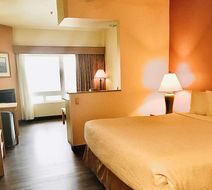 Lighthouse Suites Inn Room