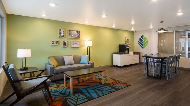 WoodSpring Suites Grand Rapids Kentwood Lobby