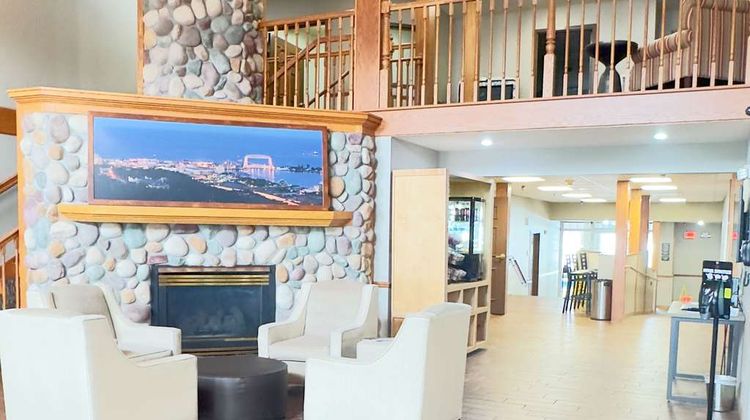 Sleep Inn & Suites near Spirit Mountain Lobby