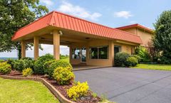 Days Inn by Wyndham Batesville