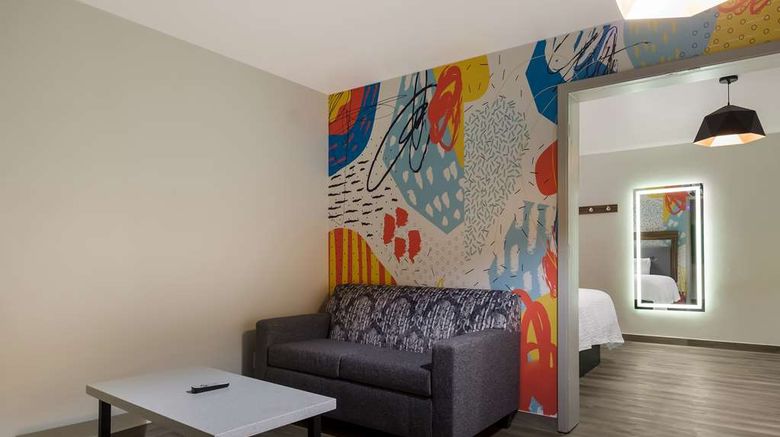 <b>Signature Inn Houston Galleria Suite</b>. Images powered by <a href="https://iceportal.shijigroup.com/" title="IcePortal" target="_blank">IcePortal</a>.