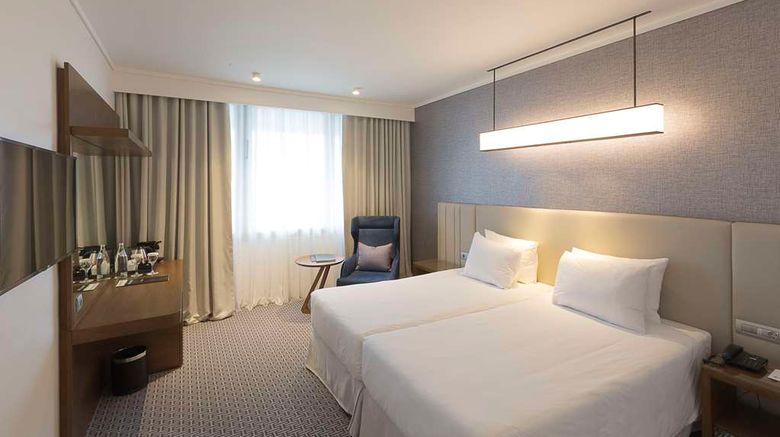<b>Makedonia Palace Hotel Room</b>. Images powered by <a href="https://iceportal.shijigroup.com/" title="IcePortal" target="_blank">IcePortal</a>.