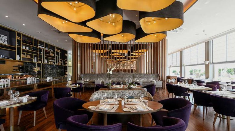 <b>Makedonia Palace Hotel Restaurant</b>. Images powered by <a href="https://iceportal.shijigroup.com/" title="IcePortal" target="_blank">IcePortal</a>.