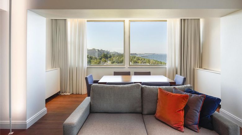 <b>Makedonia Palace Hotel Suite</b>. Images powered by <a href="https://iceportal.shijigroup.com/" title="IcePortal" target="_blank">IcePortal</a>.