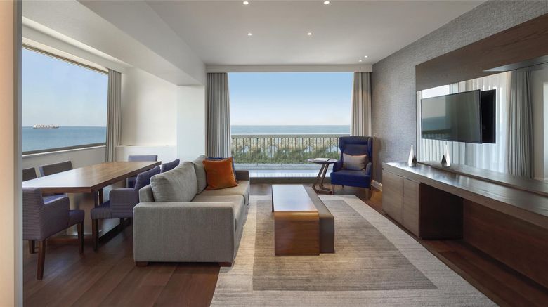 <b>Makedonia Palace Hotel Suite</b>. Images powered by <a href="https://iceportal.shijigroup.com/" title="IcePortal" target="_blank">IcePortal</a>.
