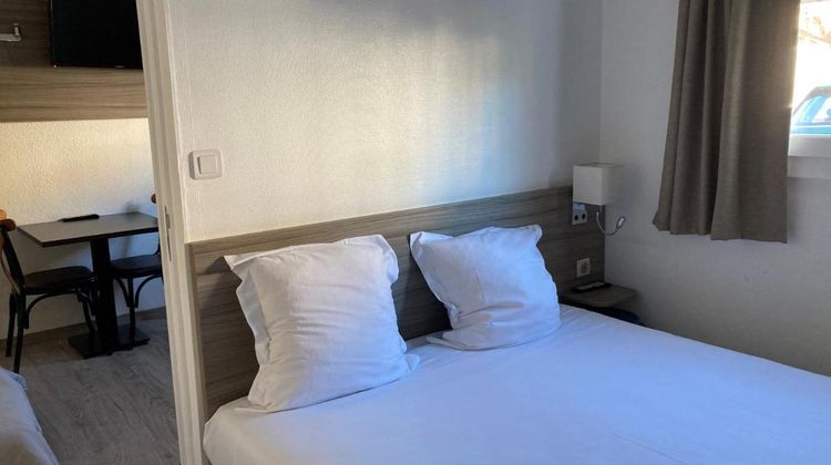 Good Hotel Marseille Aubagne Room