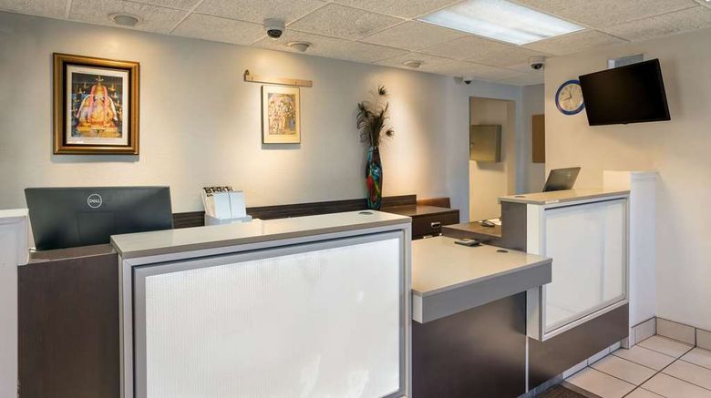 <b>Econo Lodge Vallejo Lobby</b>. Images powered by <a href="https://iceportal.shijigroup.com/" title="IcePortal" target="_blank">IcePortal</a>.