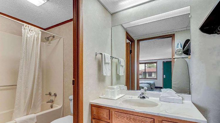 Days Inn by Wyndham Liverpool/Syracuse Room