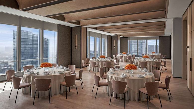 <b>ANdAZ Nanjing Hexi Restaurant</b>. Images powered by <a href="https://iceportal.shijigroup.com/" title="IcePortal" target="_blank">IcePortal</a>.
