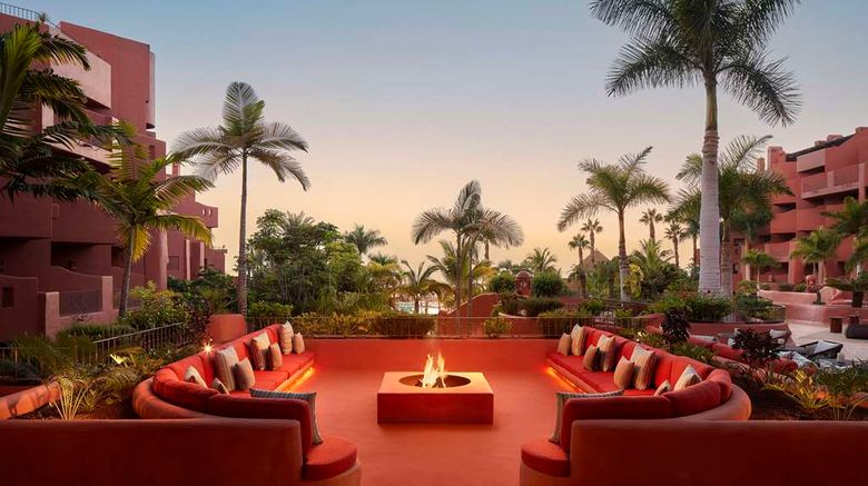 <b>Tivoli La Caleta Tenerife Resort Restaurant</b>. Images powered by <a href="https://iceportal.shijigroup.com/" title="IcePortal" target="_blank">IcePortal</a>.
