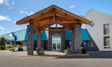 Days Inn & Conference Centre