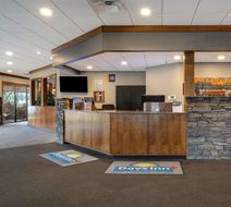 Days Inn & Conference Centre Lobby