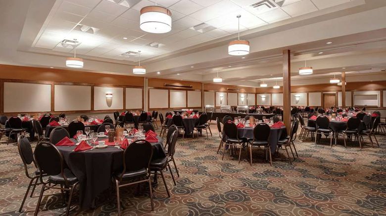 <b>Days Inn & Conference Centre Ballroom</b>. Images powered by <a href="https://iceportal.shijigroup.com/" title="IcePortal" target="_blank">IcePortal</a>.
