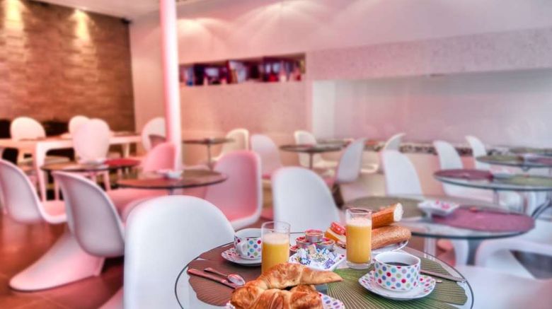 <b>Hotel Moderne Saint Germain Restaurant</b>. Images powered by <a href="https://iceportal.shijigroup.com/" title="IcePortal" target="_blank">IcePortal</a>.