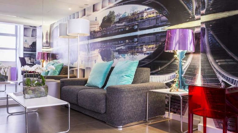 <b>Hotel Moderne Saint Germain Lobby</b>. Images powered by <a href="https://iceportal.shijigroup.com/" title="IcePortal" target="_blank">IcePortal</a>.