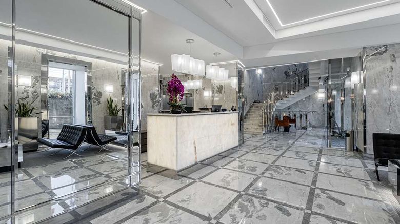 <b>Hotel Congress Lobby</b>. Images powered by <a href="https://iceportal.shijigroup.com/" title="IcePortal" target="_blank">IcePortal</a>.