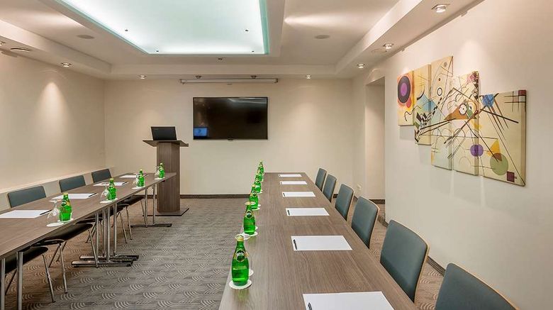 <b>Hotel Congress Meeting</b>. Images powered by <a href="https://iceportal.shijigroup.com/" title="IcePortal" target="_blank">IcePortal</a>.