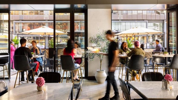 Arlo Chicago Restaurant
