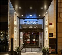 Arlo Chicago Exterior