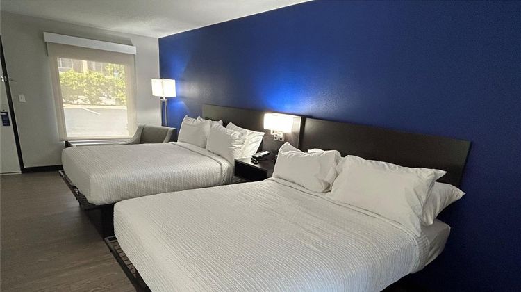 SureStay Studio by Best Western Rowland Room