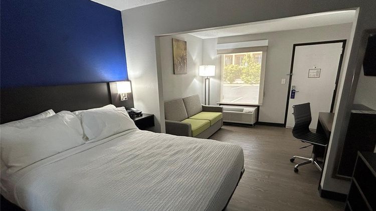 SureStay Studio by Best Western Rowland Room