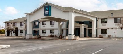 Clarion Pointe Prescott Valley Exterior