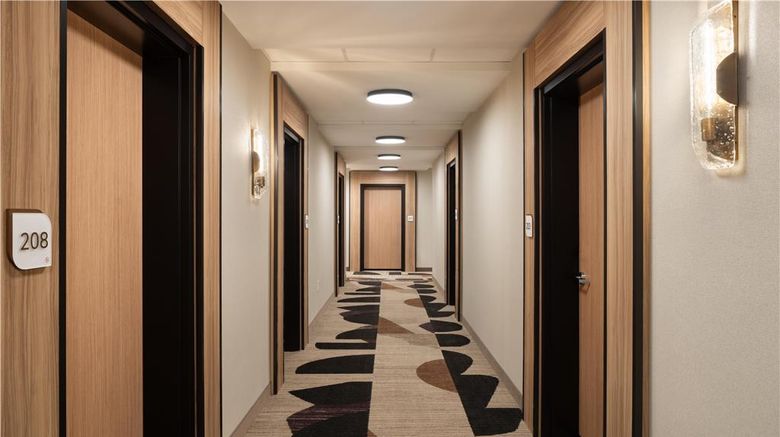 <b>Hilton Garden Inn Greenville Lobby</b>. Images powered by <a href="https://iceportal.shijigroup.com/" title="IcePortal" target="_blank">IcePortal</a>.