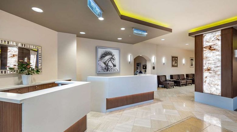 <b>Hilton Vacation Club Polo Towers Lobby</b>. Images powered by <a href="https://iceportal.shijigroup.com/" title="IcePortal" target="_blank">IcePortal</a>.