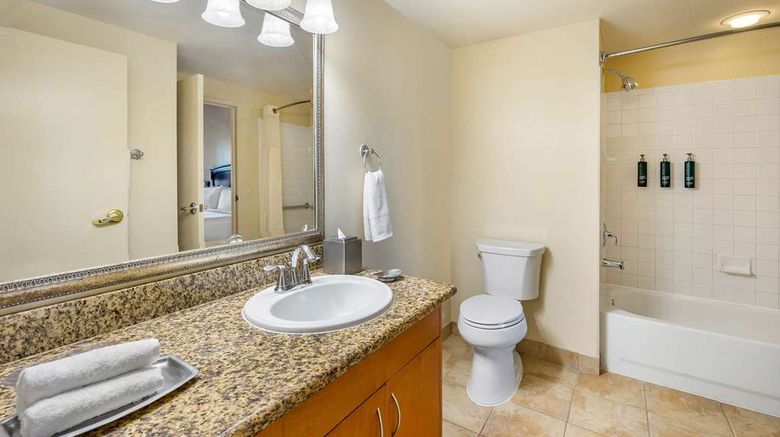 <b>Hilton Vacation Club Polo Towers Room</b>. Images powered by <a href="https://iceportal.shijigroup.com/" title="IcePortal" target="_blank">IcePortal</a>.