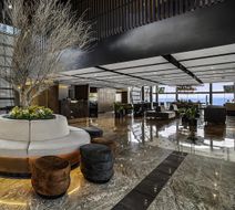 Hilton Queretaro Lobby