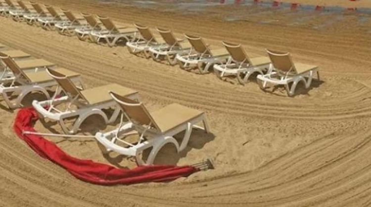 Cherry Tree Inn and Suites Beach