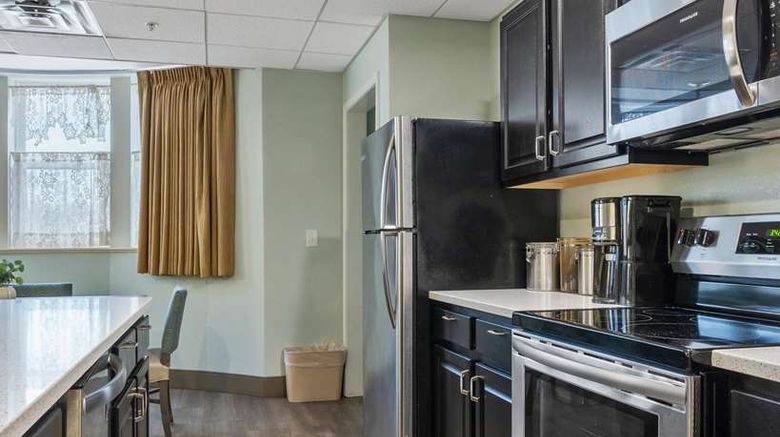 <b>Cherry Tree Inn and Suites Suite</b>. Images powered by <a href="https://iceportal.shijigroup.com/" title="IcePortal" target="_blank">IcePortal</a>.