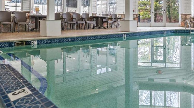 Cherry Tree Inn and Suites Pool