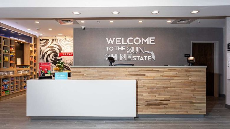 <b>Hampton Inn Marianna I-10 Lobby</b>. Images powered by <a href="https://iceportal.shijigroup.com/" title="IcePortal" target="_blank">IcePortal</a>.