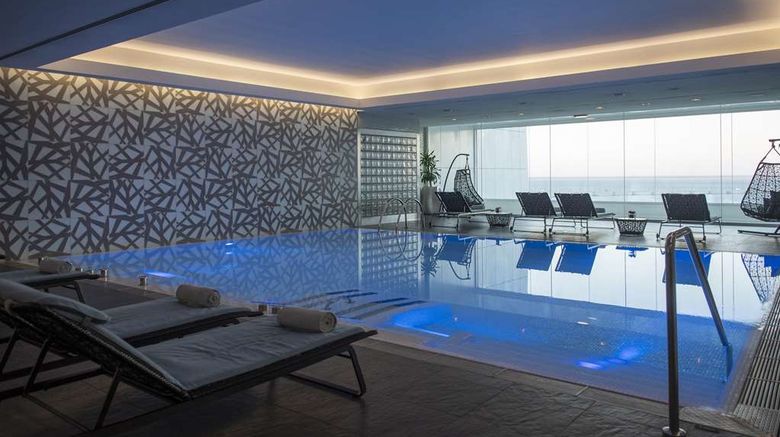 <b>Myriad by SANA Pool</b>. Images powered by <a href="https://iceportal.shijigroup.com/" title="IcePortal" target="_blank">IcePortal</a>.
