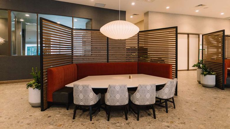 <b>Embassy Stes by Hilton Gatlinburg Resort Restaurant</b>. Images powered by <a href="https://iceportal.shijigroup.com/" title="IcePortal" target="_blank">IcePortal</a>.