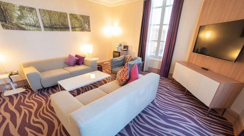 <b>Plaza Hotel Capitole Toulouse Suite</b>. Images powered by <a href="https://iceportal.shijigroup.com/" title="IcePortal" target="_blank">IcePortal</a>.
